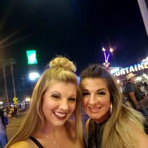 Meet your Posher, Casey